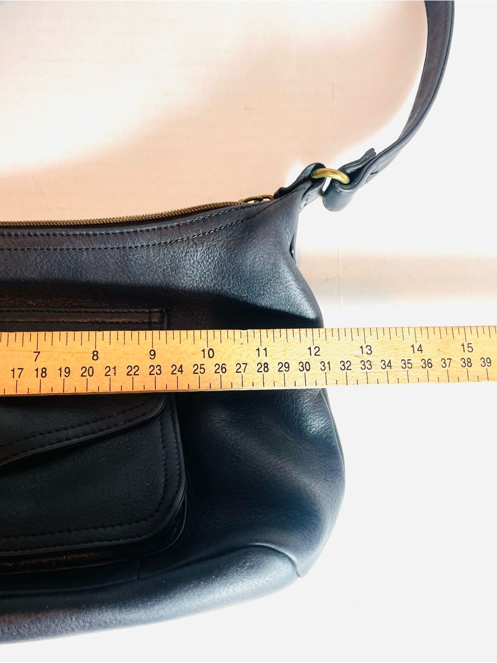 Vintage Fossil 75082 Black 100% Genuine Leather Baguette Shoulder Bag Y2K - Picture 12 of 16